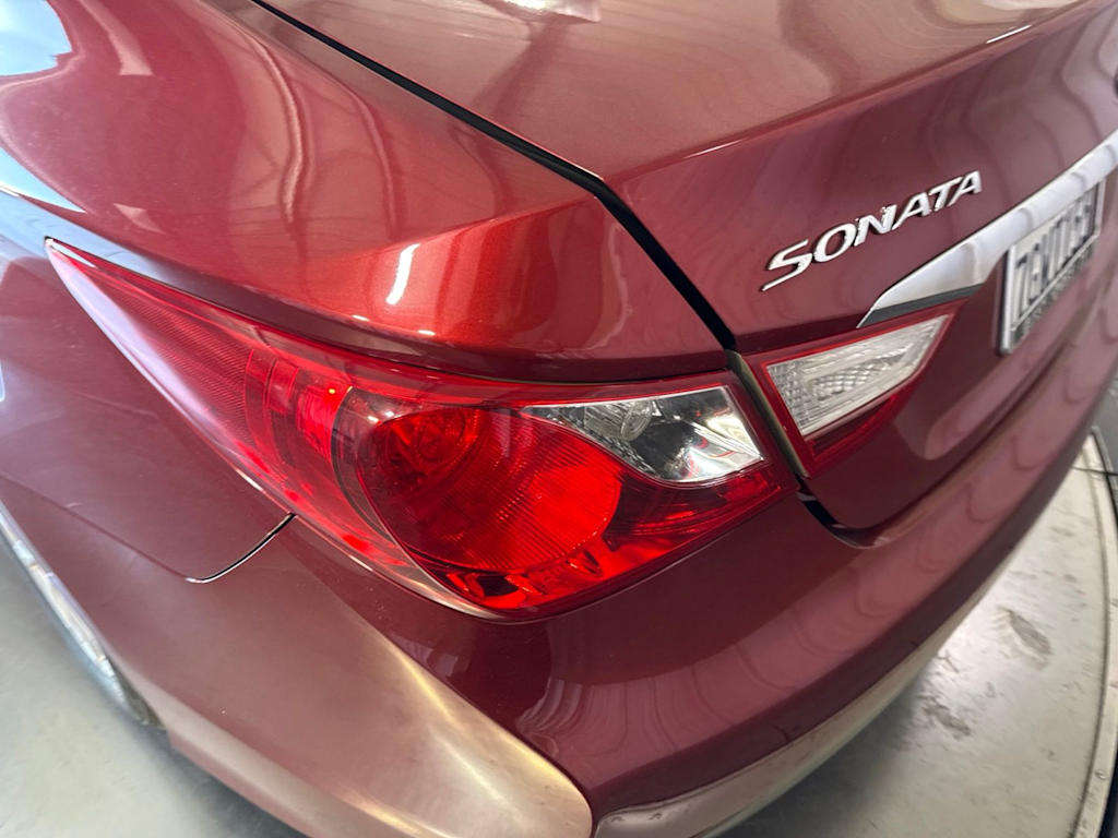 Thumbnail: 2014 Hyundai Sonata - 19