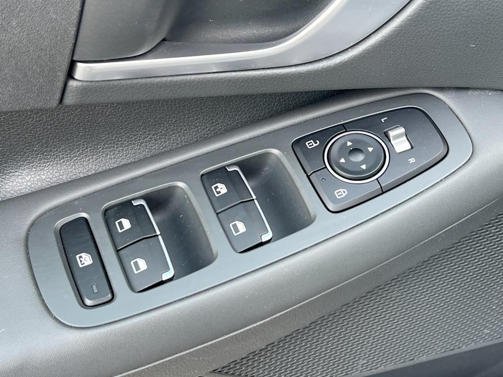 Thumbnail: 2021 Hyundai Sonata - 23