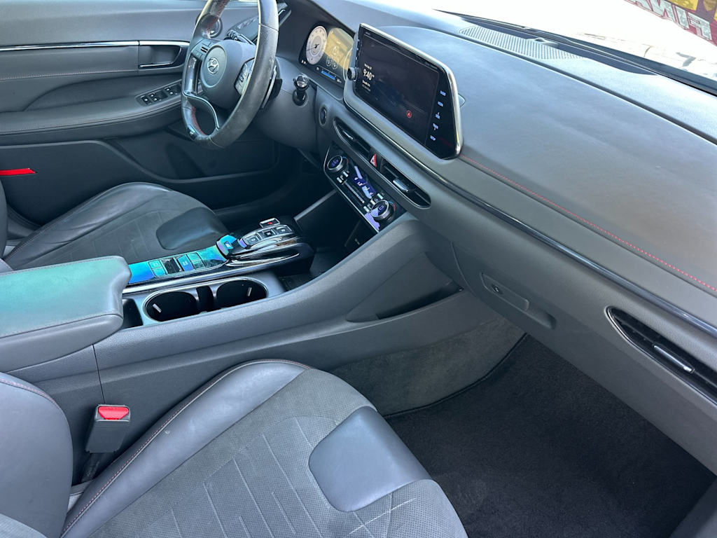 Thumbnail: 2022 Hyundai Sonata - 12