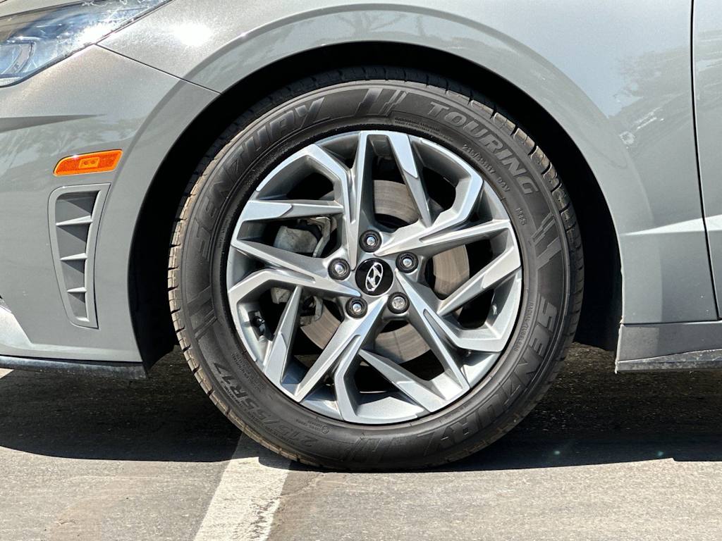 Thumbnail: 2021 Hyundai Sonata - 8