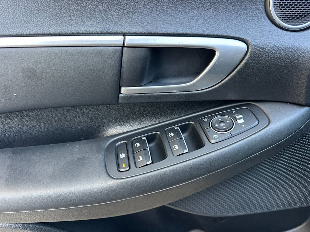 Thumbnail: 2021 Hyundai Sonata - 22