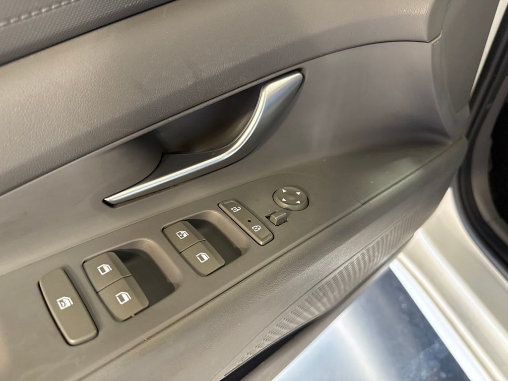 Thumbnail: 2021 Hyundai Elantra - 20