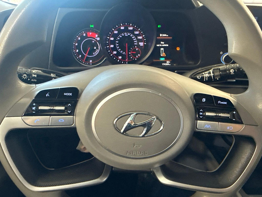 Thumbnail: 2021 Hyundai Elantra - 23