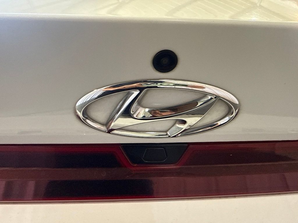 Thumbnail: 2021 Hyundai Elantra - 6