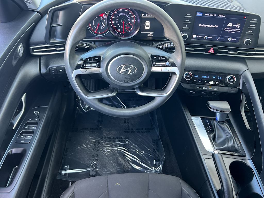 Thumbnail: 2023 Hyundai Elantra - 11