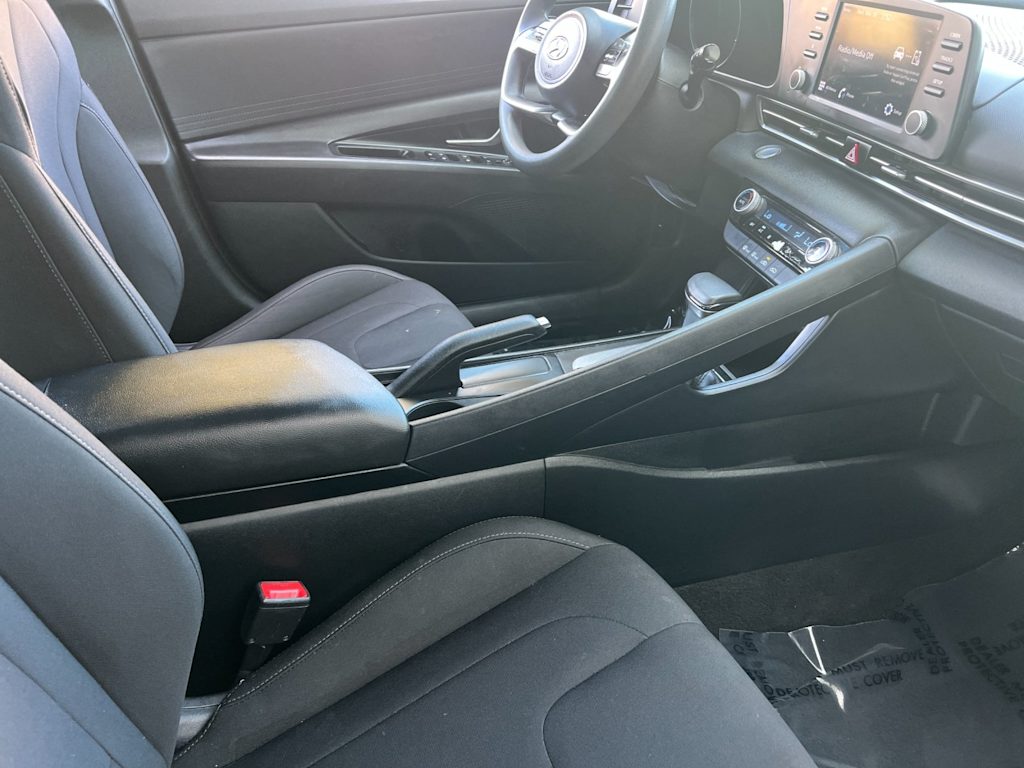 Thumbnail: 2023 Hyundai Elantra - 22