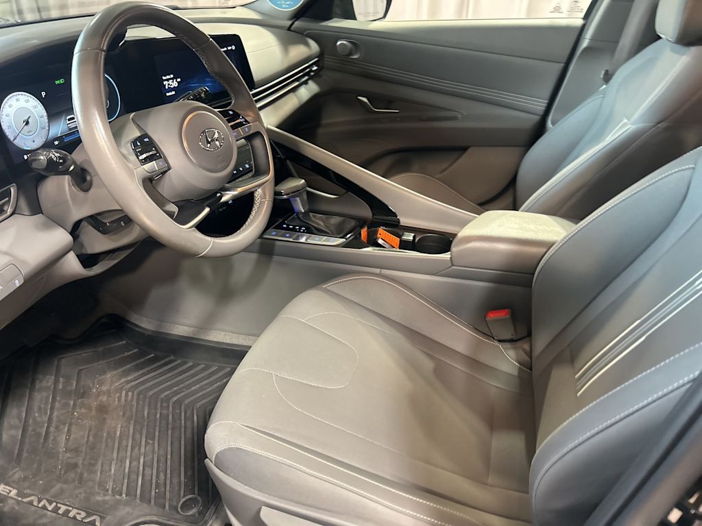 Thumbnail: 2023 Hyundai Elantra - 7