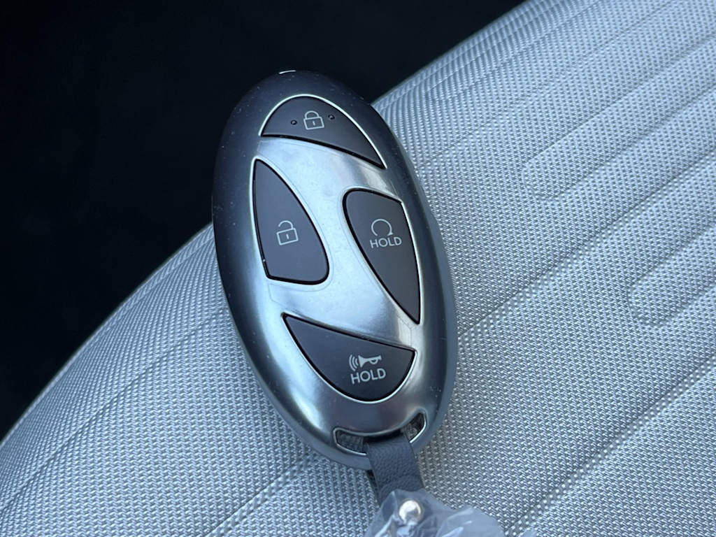 Thumbnail: 2025 Hyundai Santa Cruz - 17