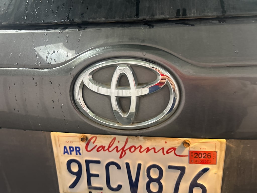 Thumbnail: 2019 Toyota Highlander - 19