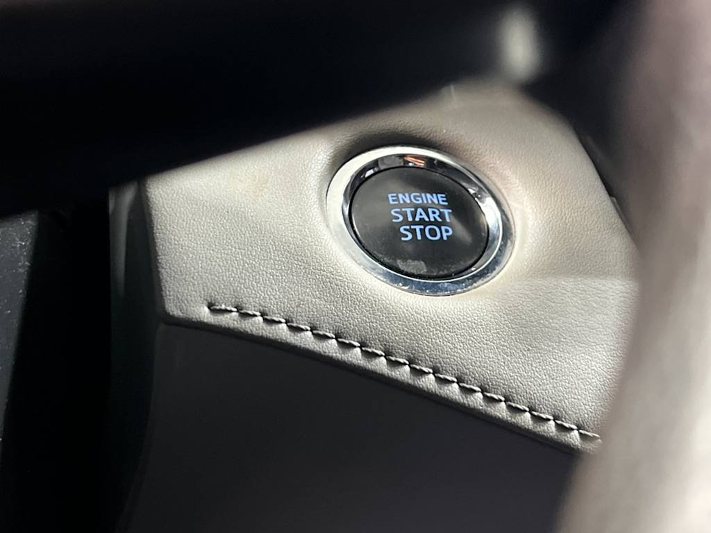 Thumbnail: 2022 Toyota Highlander - 28