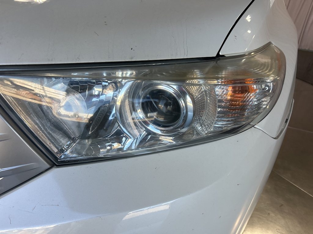 Thumbnail: 2012 Toyota Highlander - 12