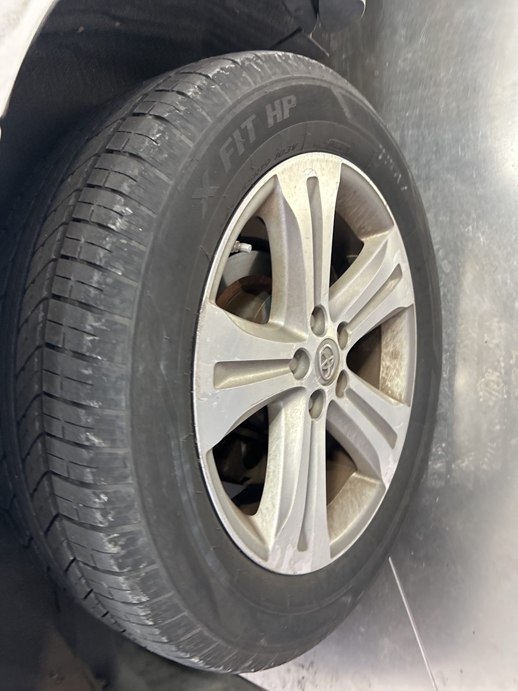 Thumbnail: 2012 Toyota Highlander - 15