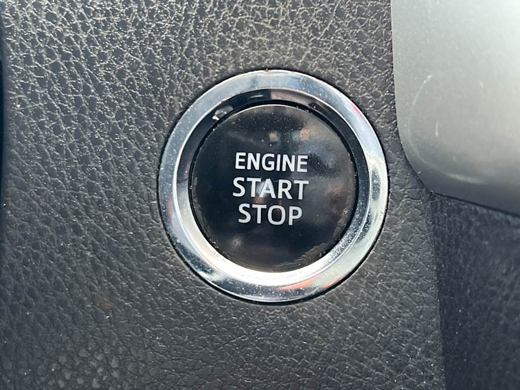 Thumbnail: 2015 Toyota Highlander - 27