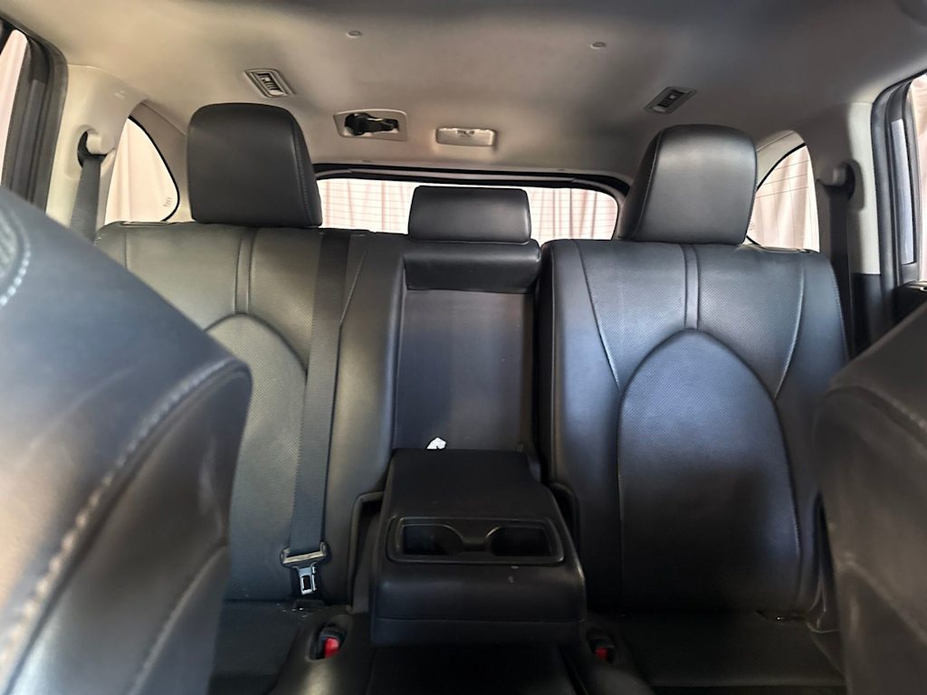 Thumbnail: 2020 Toyota Highlander - 25