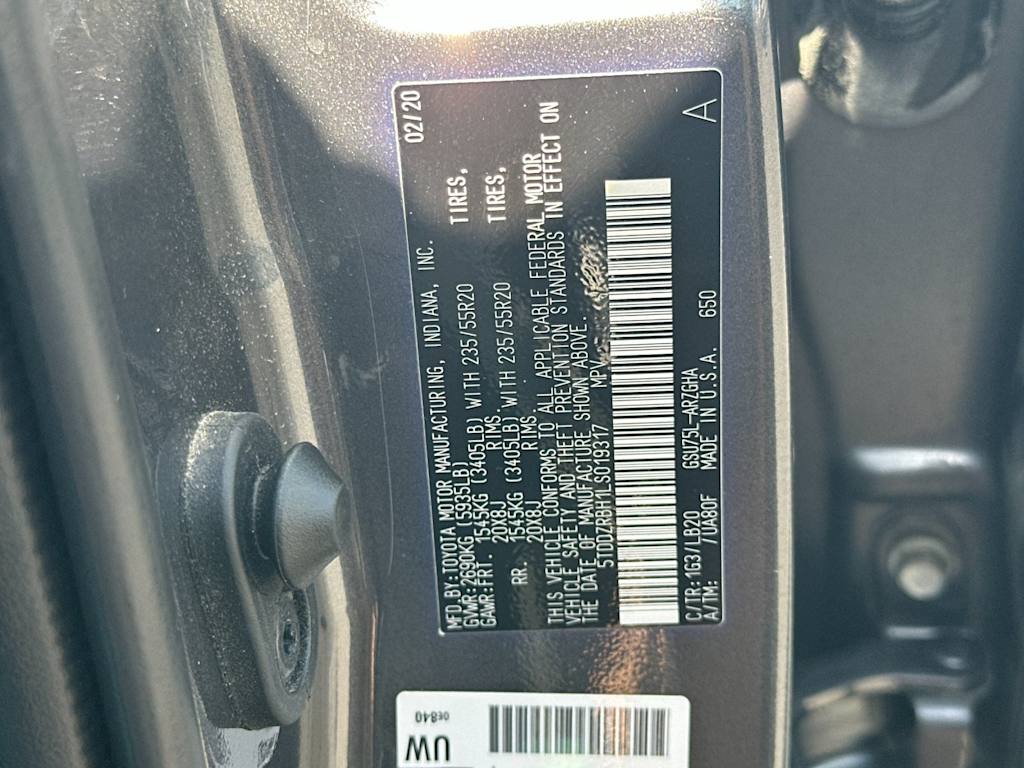 Thumbnail: 2020 Toyota Highlander - 32