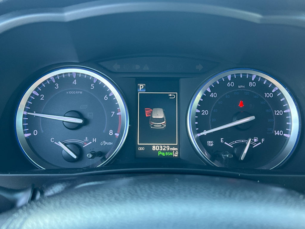 Thumbnail: 2018 Toyota Highlander - 15