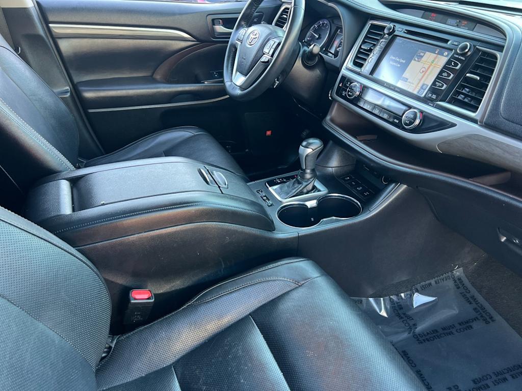Thumbnail: 2018 Toyota Highlander - 10