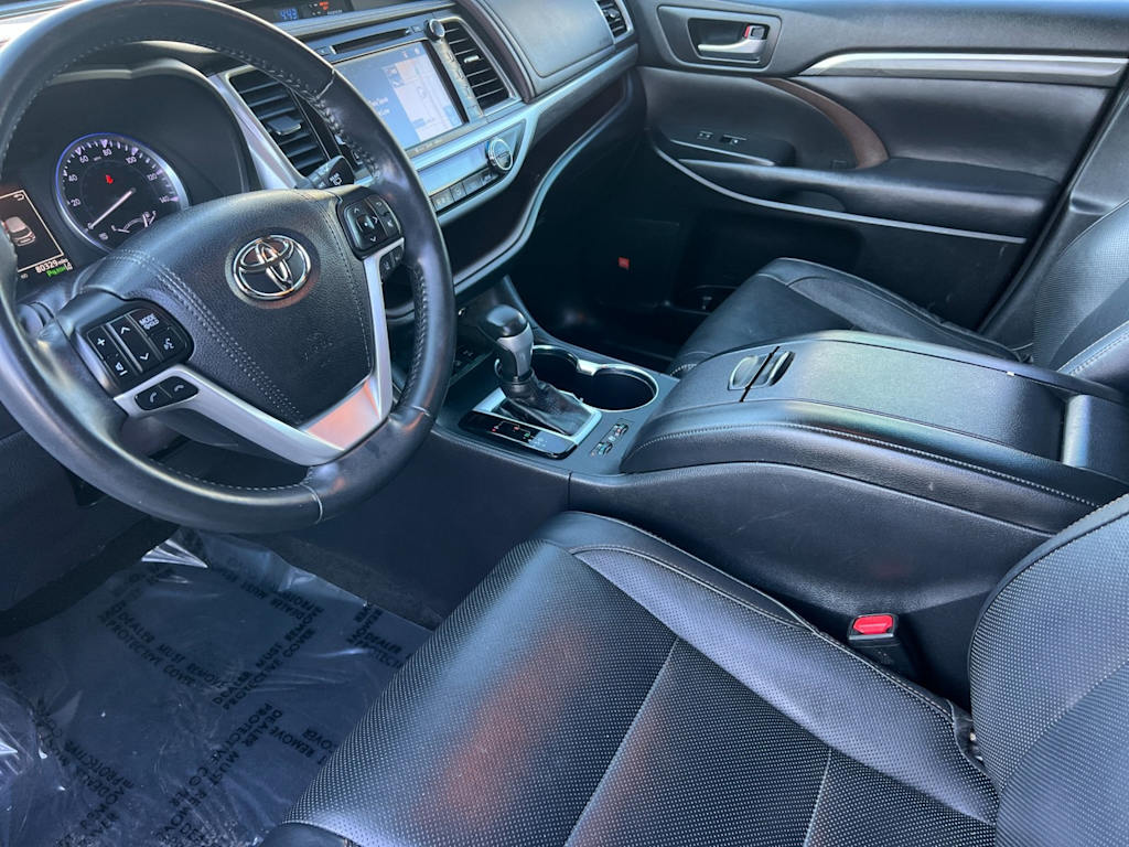 Thumbnail: 2018 Toyota Highlander - 9