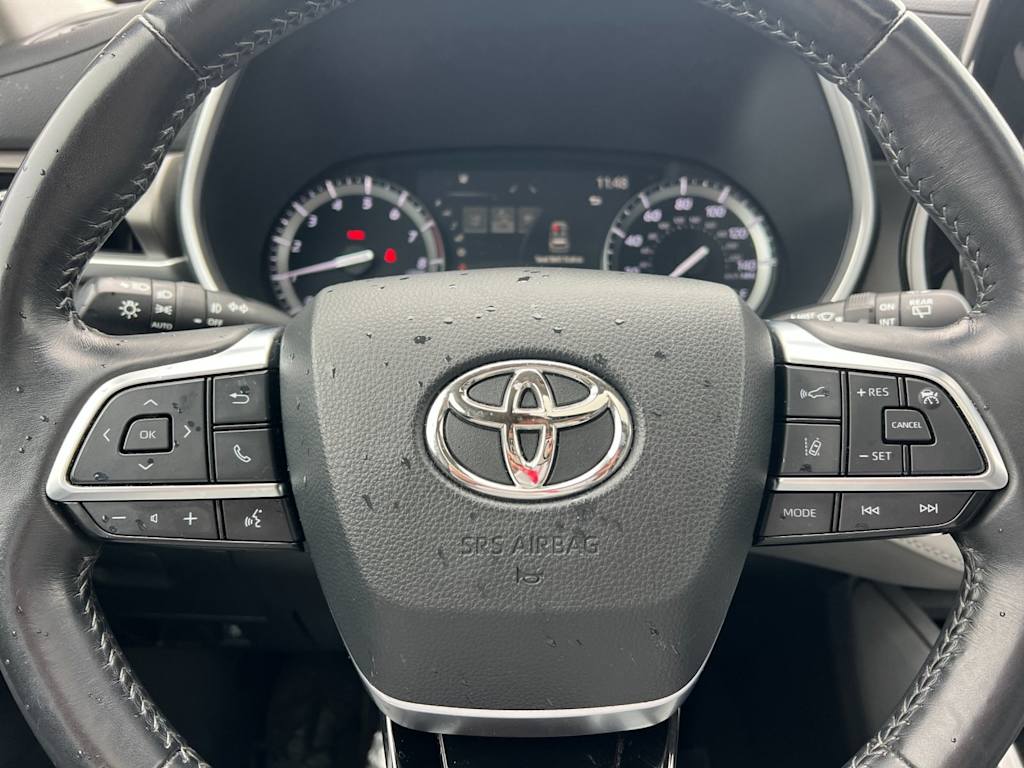 Thumbnail: 2021 Toyota Highlander - 28