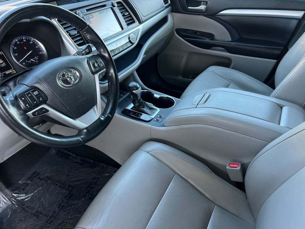 2018 Toyota Highlander XLE 9