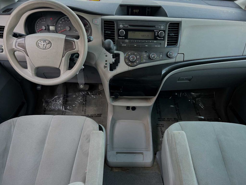 2011 Toyota Sienna Base 2