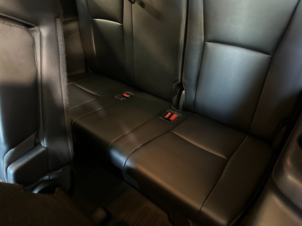 Thumbnail: 2023 Toyota Highlander - 24