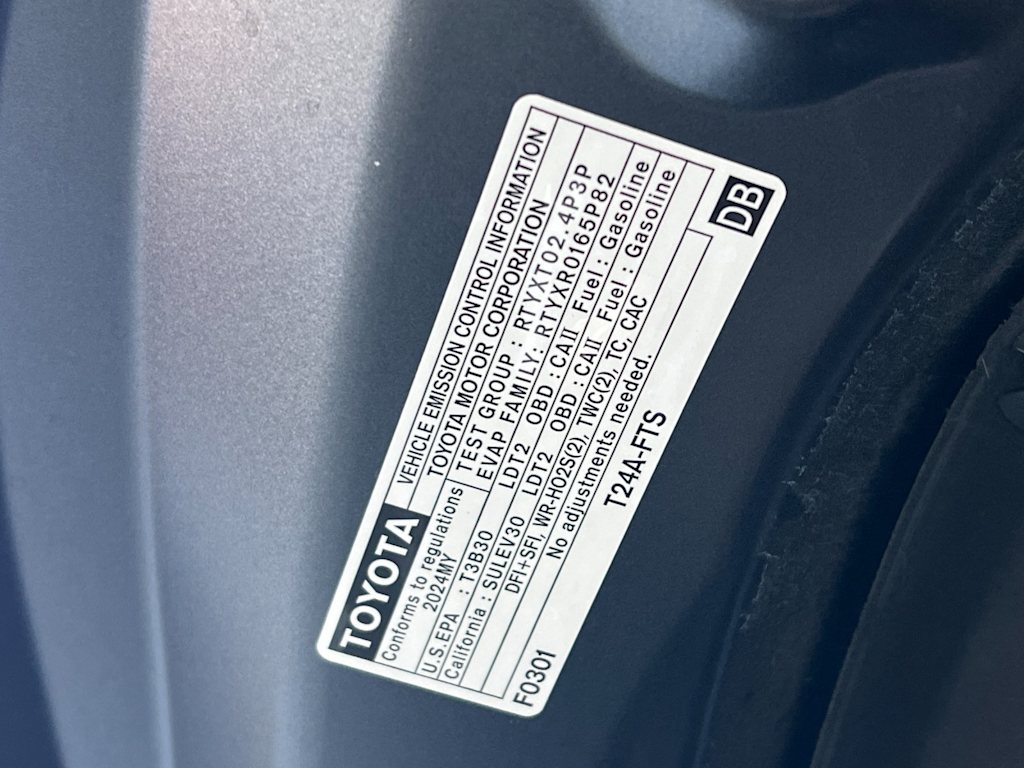 Thumbnail: 2024 Toyota Highlander - 17