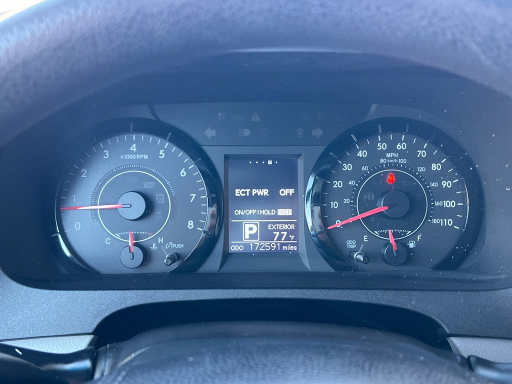 Thumbnail: 2017 Toyota Sienna - 15