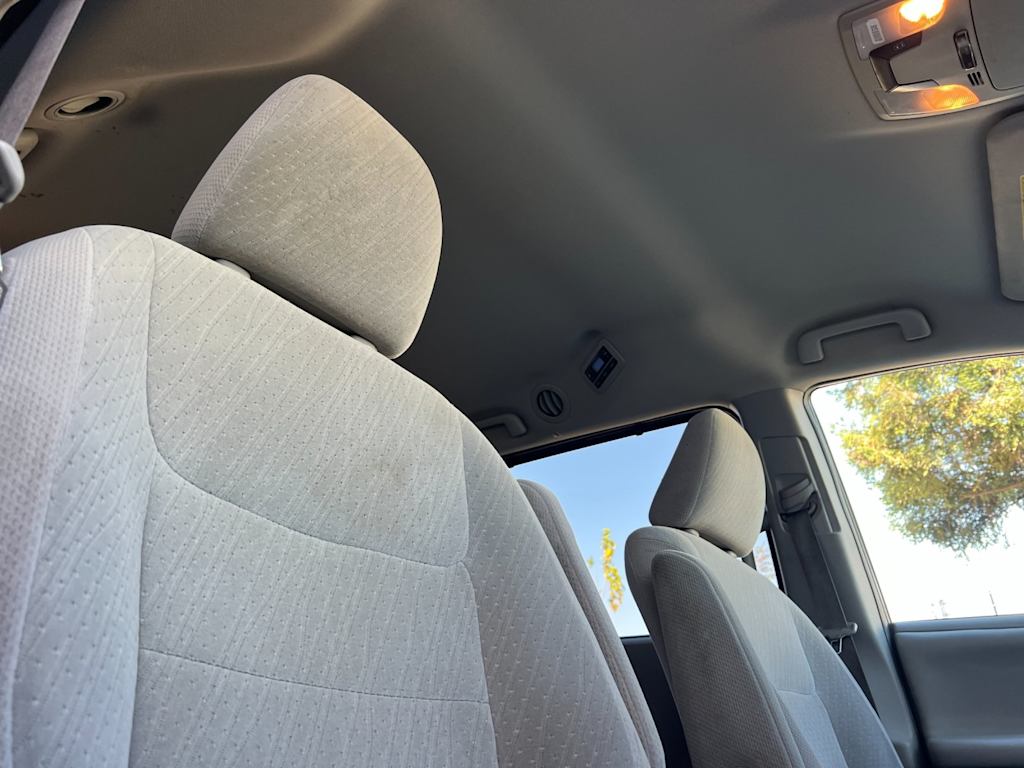 Thumbnail: 2017 Toyota Sienna - 25