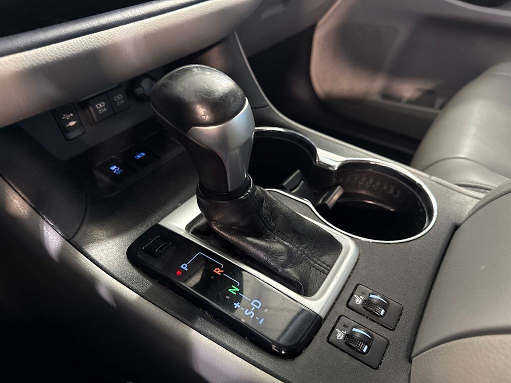 Thumbnail: 2019 Toyota Highlander - 11