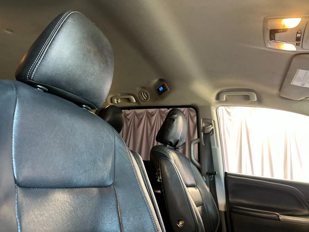 Thumbnail: 2015 Toyota Sienna - 23