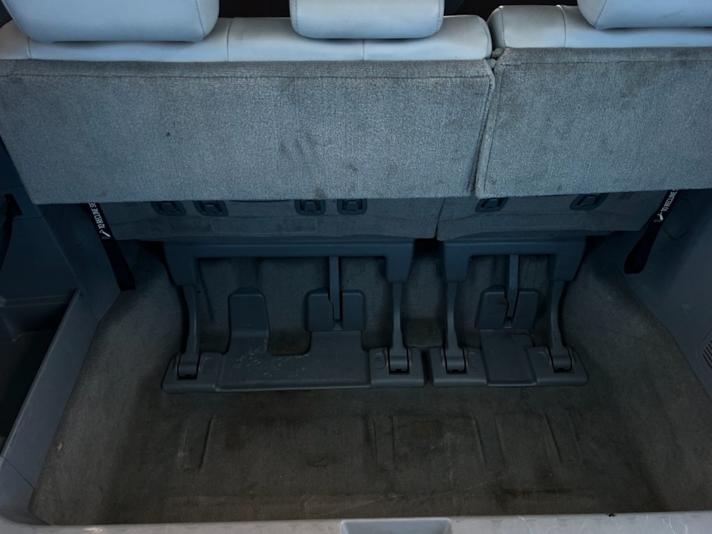 Thumbnail: 2014 Toyota Sienna - 23