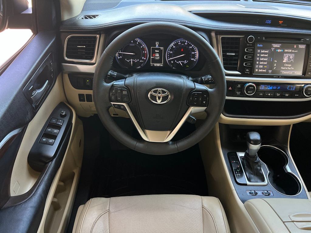 Thumbnail: 2015 Toyota Highlander - 12
