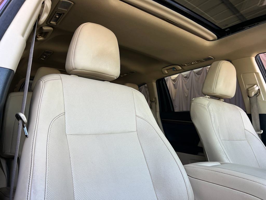 Thumbnail: 2015 Toyota Highlander - 10
