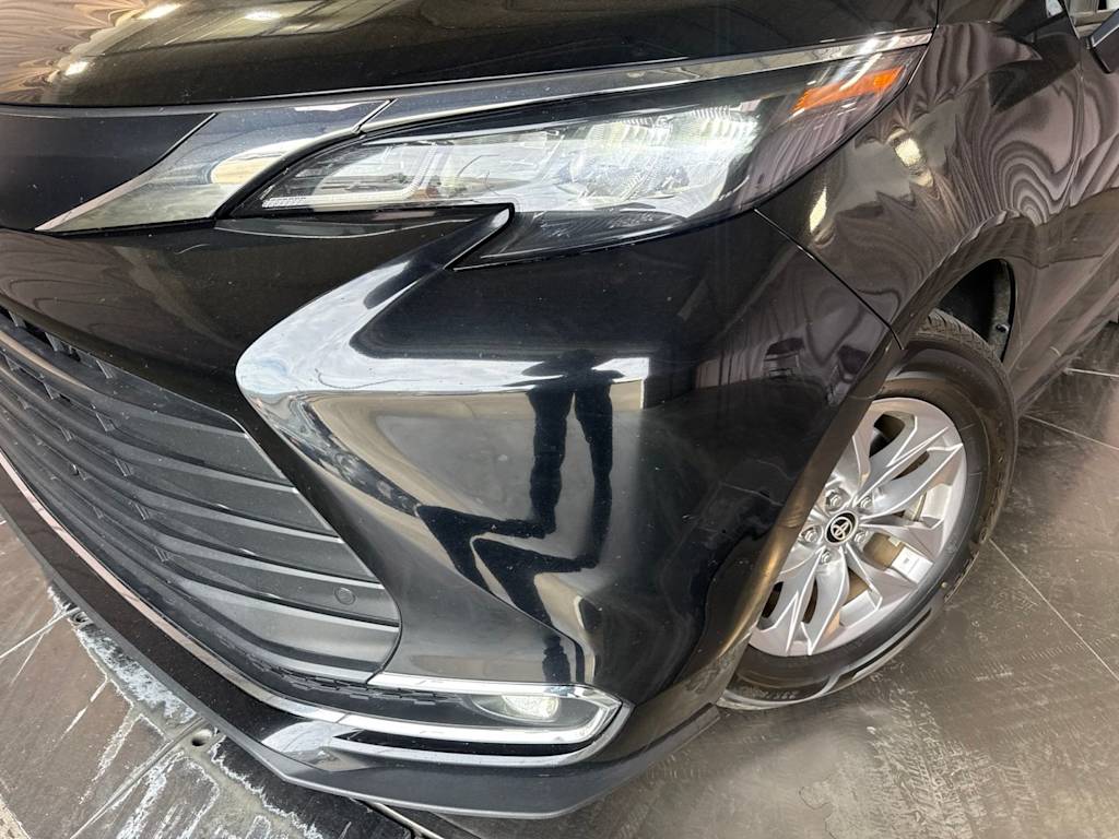 Thumbnail: 2024 Toyota Sienna - 20