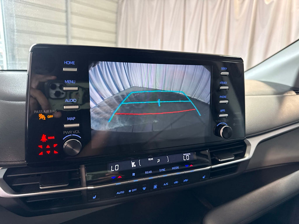Thumbnail: 2024 Toyota Sienna - 30