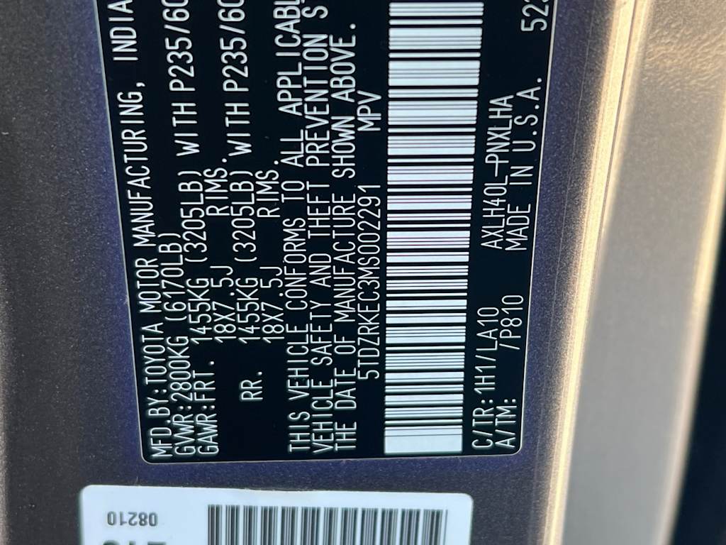 Thumbnail: 2021 Toyota Sienna - 17