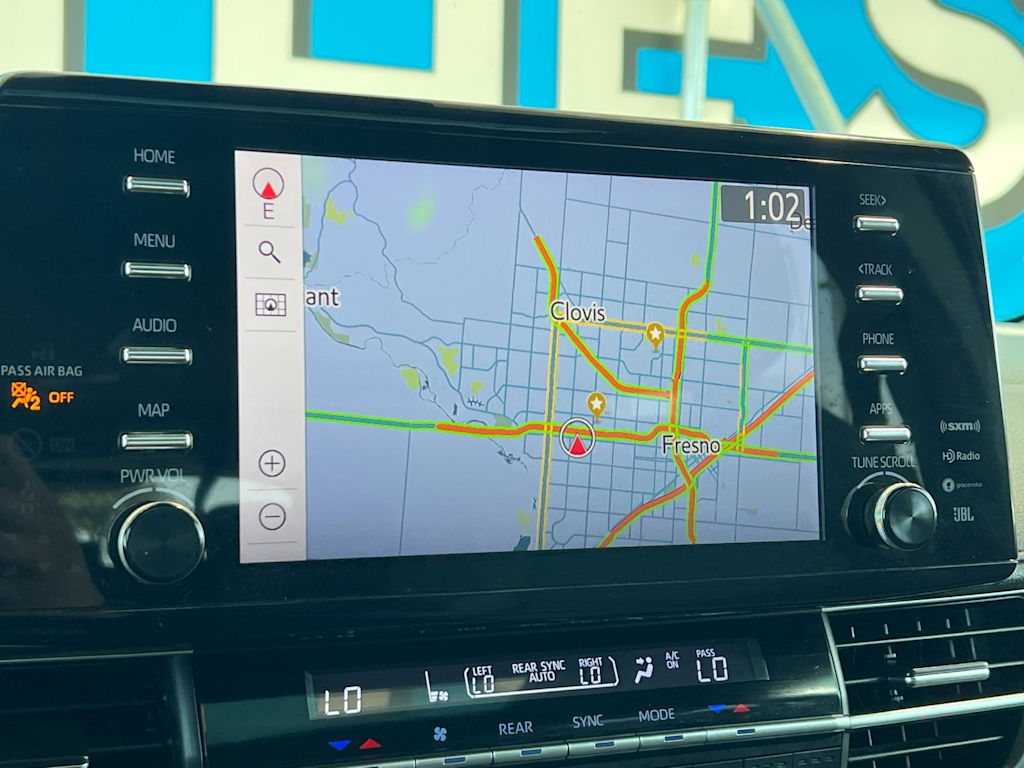 Thumbnail: 2021 Toyota Sienna - 24