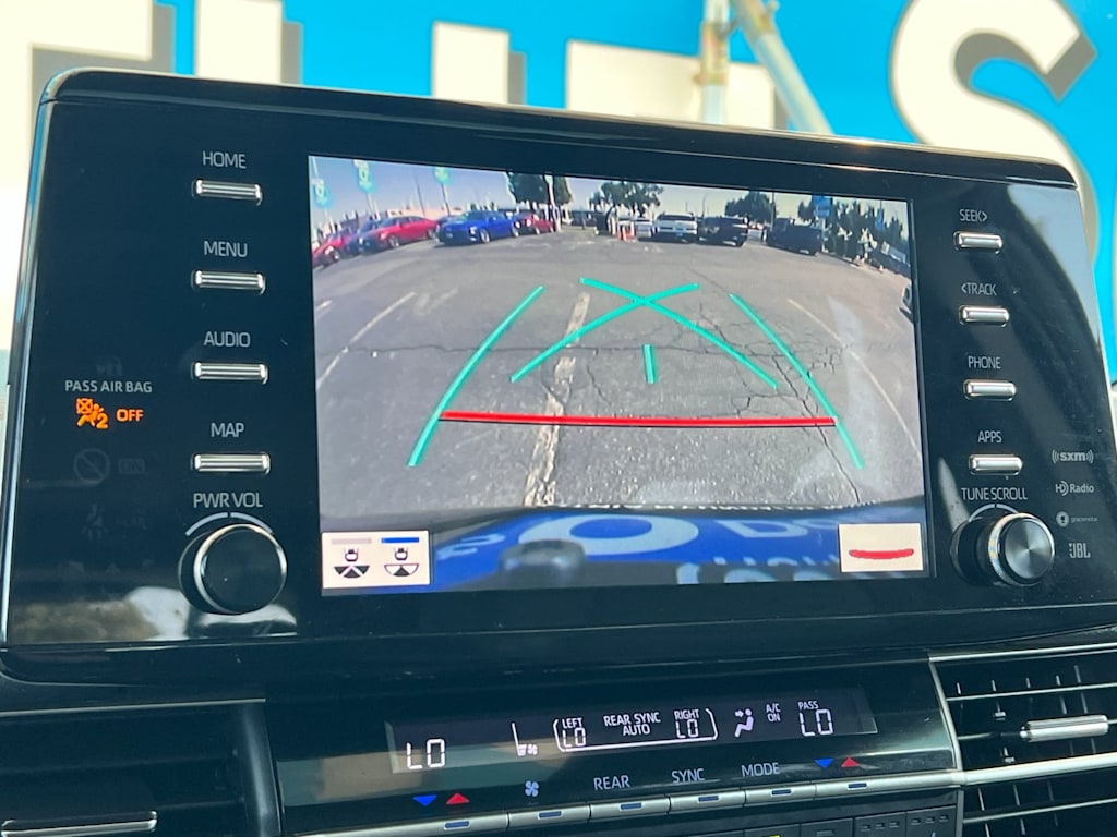 Thumbnail: 2021 Toyota Sienna - 25