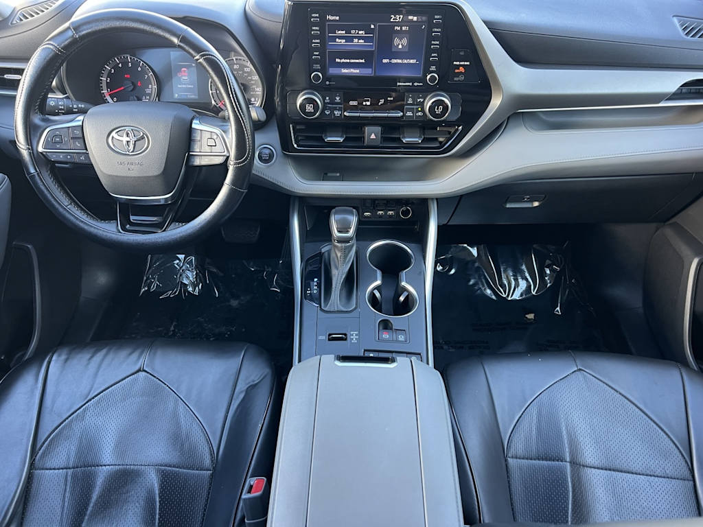 Thumbnail: 2021 Toyota Highlander - 2
