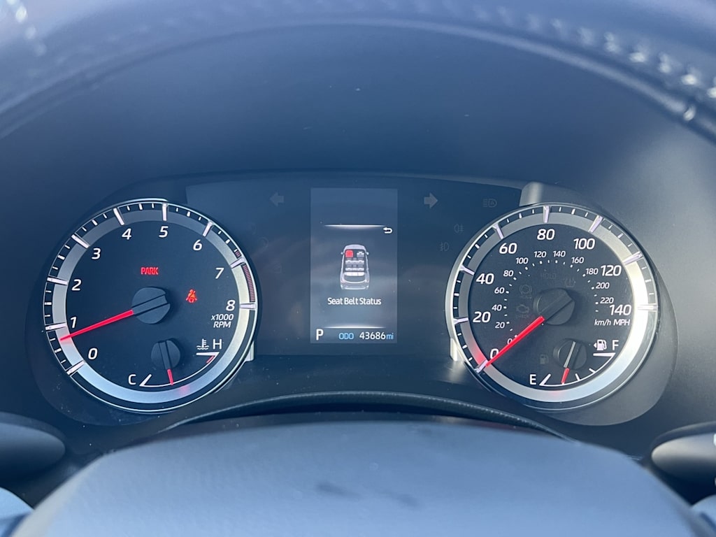 Thumbnail: 2021 Toyota Highlander - 15