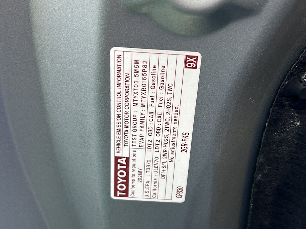 Thumbnail: 2021 Toyota Highlander - 17