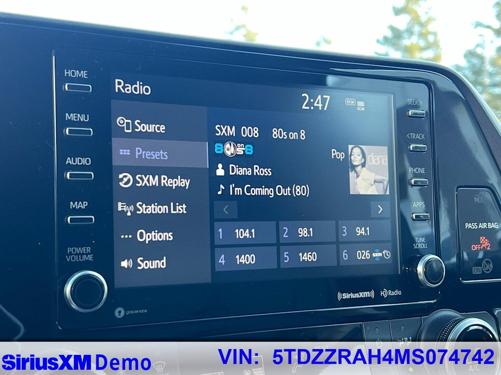 Thumbnail: 2021 Toyota Highlander - 30