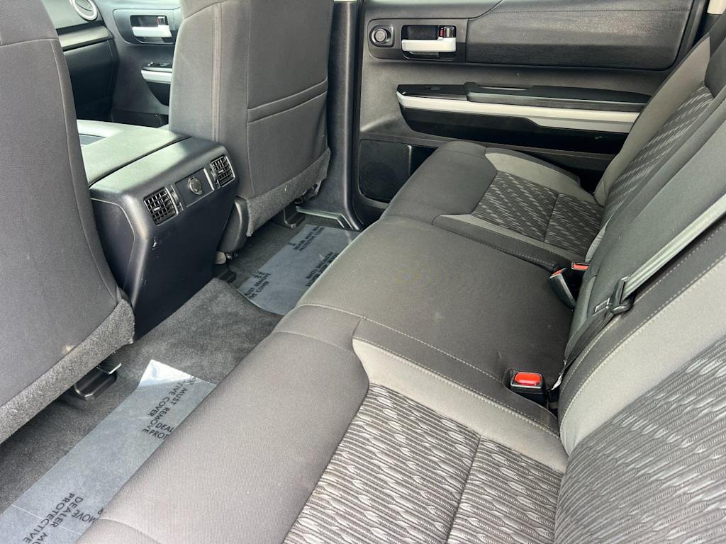 Thumbnail: 2021 Toyota Tundra - 11