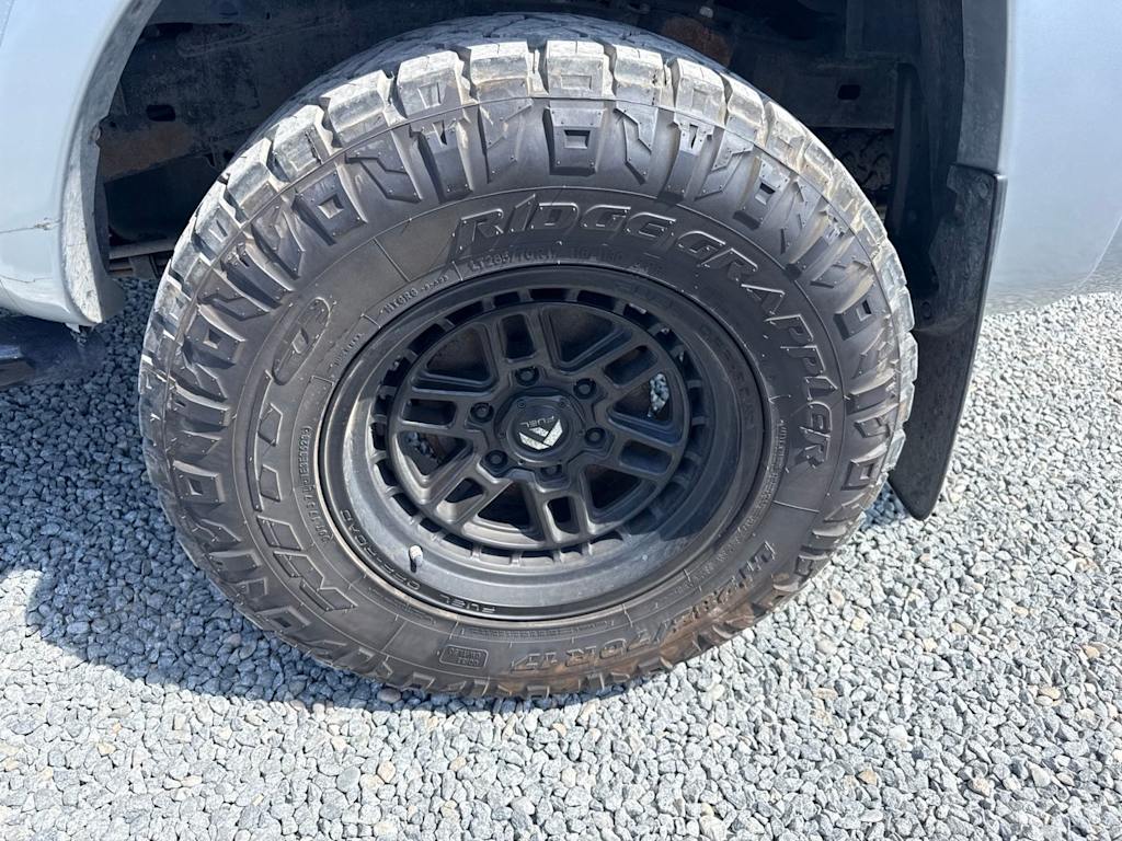 Thumbnail: 2013 Toyota Tacoma - 8