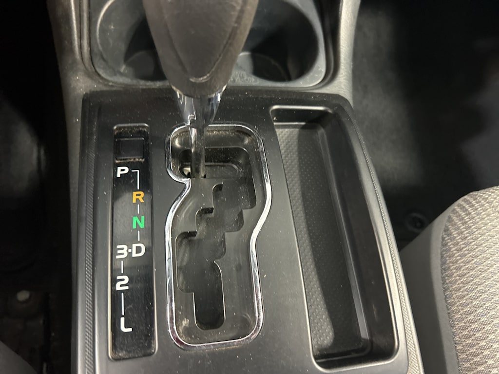 Thumbnail: 2015 Toyota Tacoma - 12