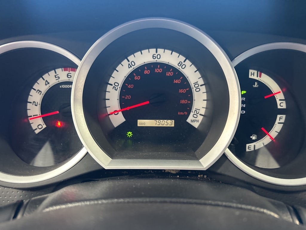 Thumbnail: 2015 Toyota Tacoma - 13