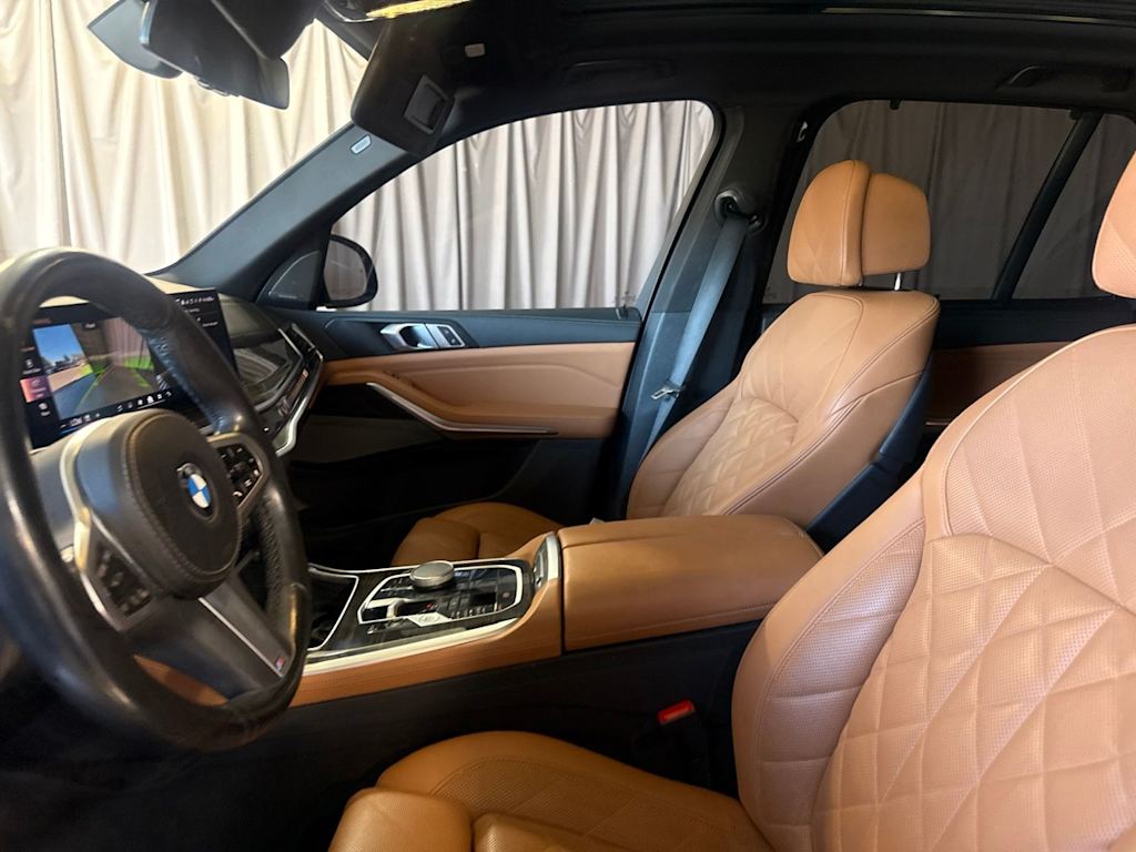 Thumbnail: 2024 BMW X5 - 8