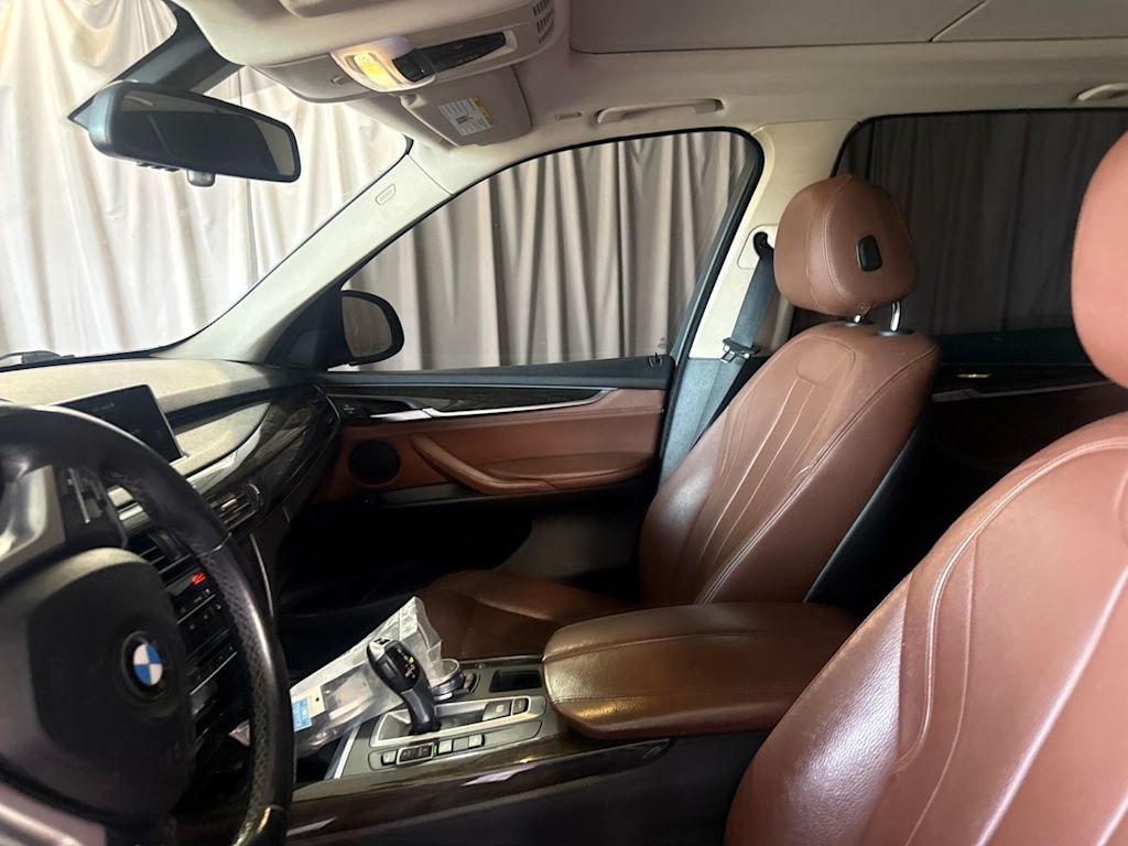 Thumbnail: 2015 BMW X5 - 9