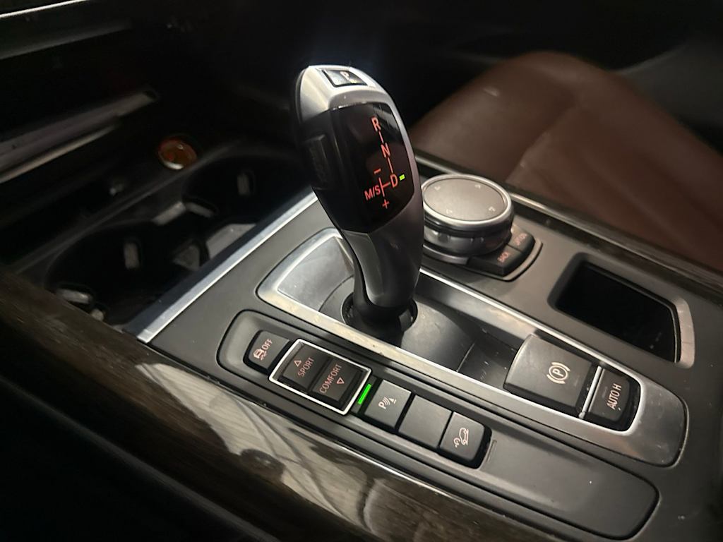 Thumbnail: 2015 BMW X5 - 12